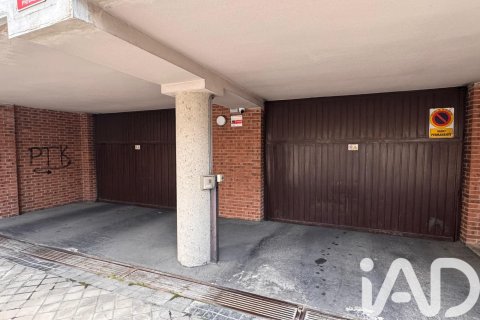 Garaż w Madrid, Hiszpania nr 185111 – zdjęcie 7