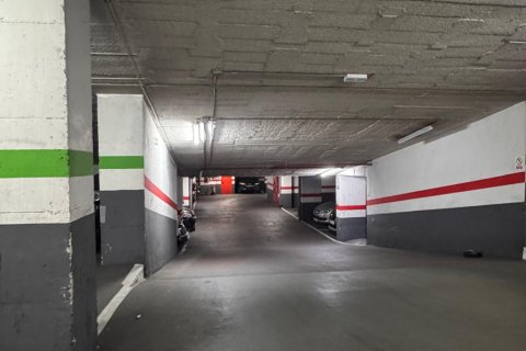 Garaż w Madrid, Hiszpania nr 185111 – zdjęcie 13