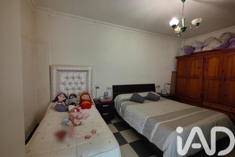 Apartment for sale in Lepe, Huelva, Spain 3 bedrooms, 123 sq.m. No. 185112 - photo 16
