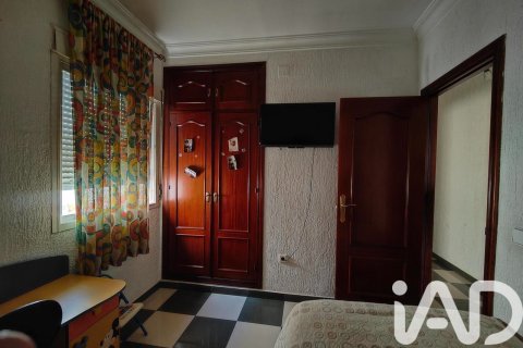 Apartment for sale in Lepe, Huelva, Spain 3 bedrooms, 123 sq.m. No. 185112 - photo 11