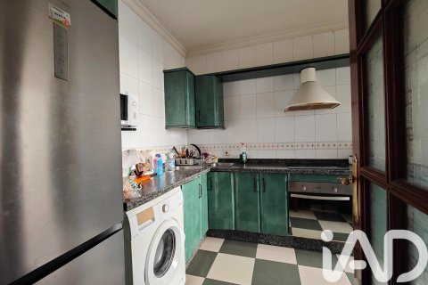 Apartment for sale in Lepe, Huelva, Spain 3 bedrooms, 123 sq.m. No. 185112 - photo 6
