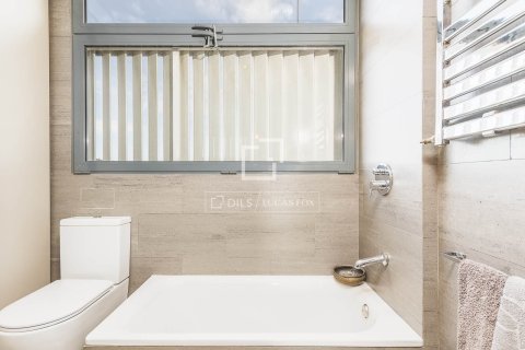 Penthouse à vendre à Barcelona, Espagne, 2 chambres, 75 m2 No. 150270 - photo 23