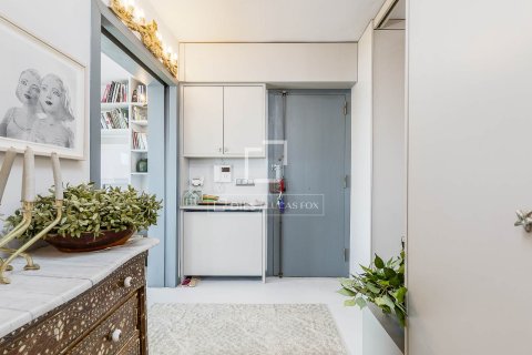 Kattohuoneisto myytävänä Barcelona, Espanja, 2 makuuhuonetta, 75 m2 No. 150270 - kuva 28