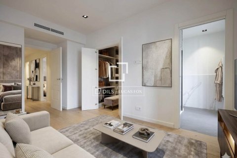 Продажа квартиры в Барселона, Испания 3 спальни, 137м2 №150271 - фото 29