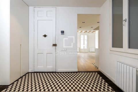 Apartamento en venta en Barcelona, España 3 dormitorios, 137 m2 No. 150271 - foto 26