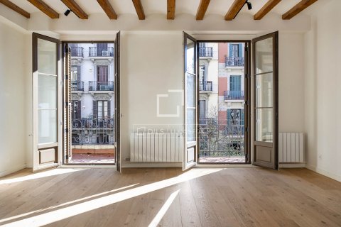 Apartamento en venta en Barcelona, España 3 dormitorios, 137 m2 No. 150271 - foto 3