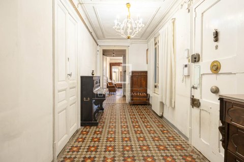 Dzīvoklis pārdošanā Barcelona, Spānijā 6 istabas, 179 m2 Nr. 150267 - attēls 20