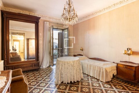Dzīvoklis pārdošanā Barcelona, Spānijā 6 istabas, 179 m2 Nr. 150267 - attēls 9
