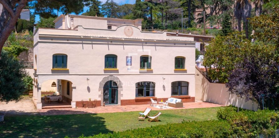 Сasa en Cabrils, Barcelona, España 10 dormitorios, 476 m2 No. 150268