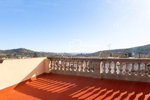 Villa for sale in Argentona, Barcelona, Spain 5 bedrooms, 237 sq.m. No. 150269 - photo 28