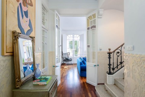 Villa for sale in Argentona, Barcelona, Spain 5 bedrooms, 237 sq.m. No. 150269 - photo 8