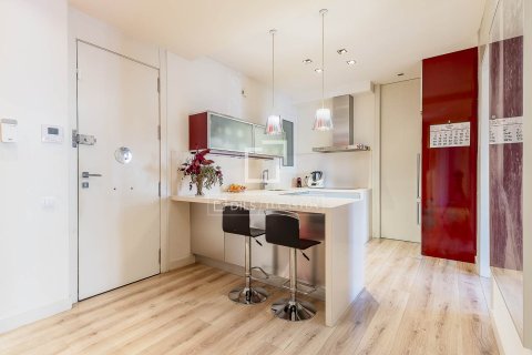 Apartamento en venta en Barcelona, España 3 dormitorios, 110 m2 No. 150265 - foto 12