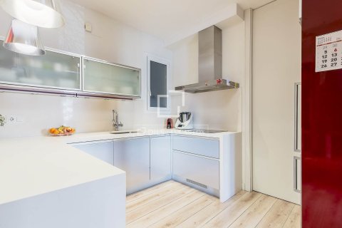 Apartamento en venta en Barcelona, España 3 dormitorios, 110 m2 No. 150265 - foto 11