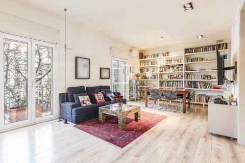 Apartamento en venta en Barcelona, España 3 dormitorios, 110 m2 No. 150265 - foto 7