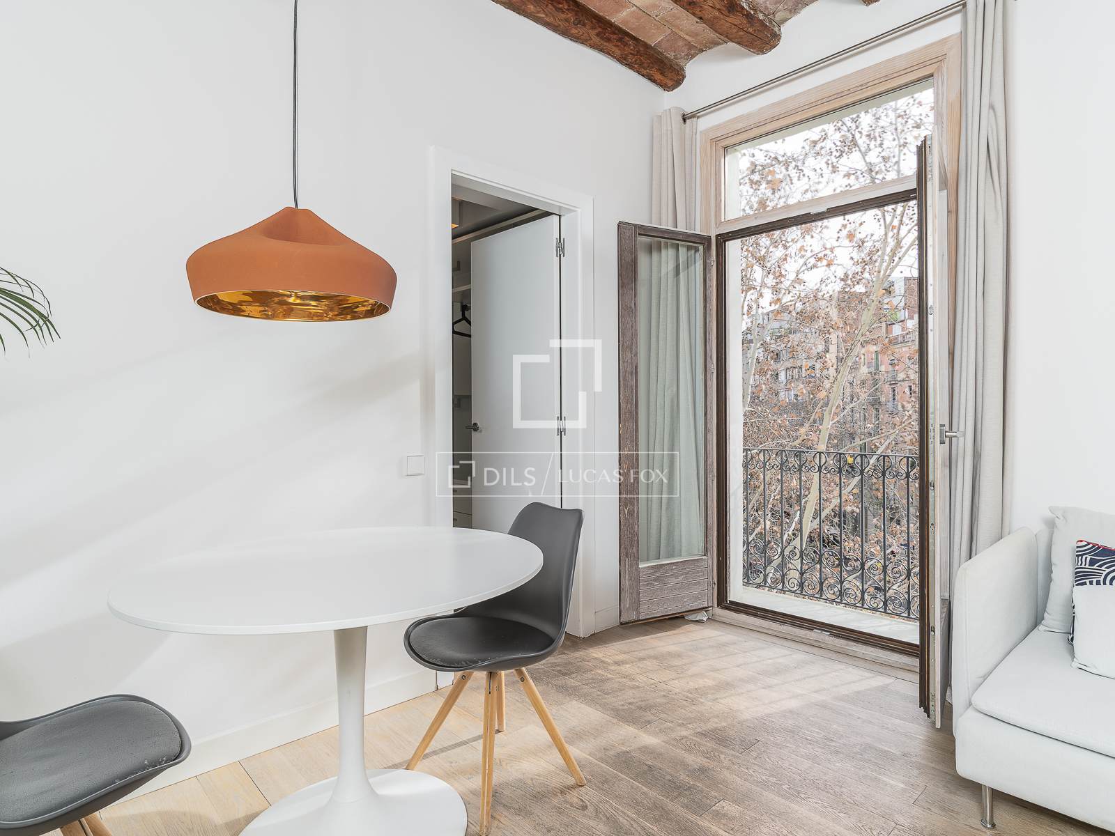 Apartament w Barcelona, Hiszpania 2 sypialnie, 80 mkw. nr 150266