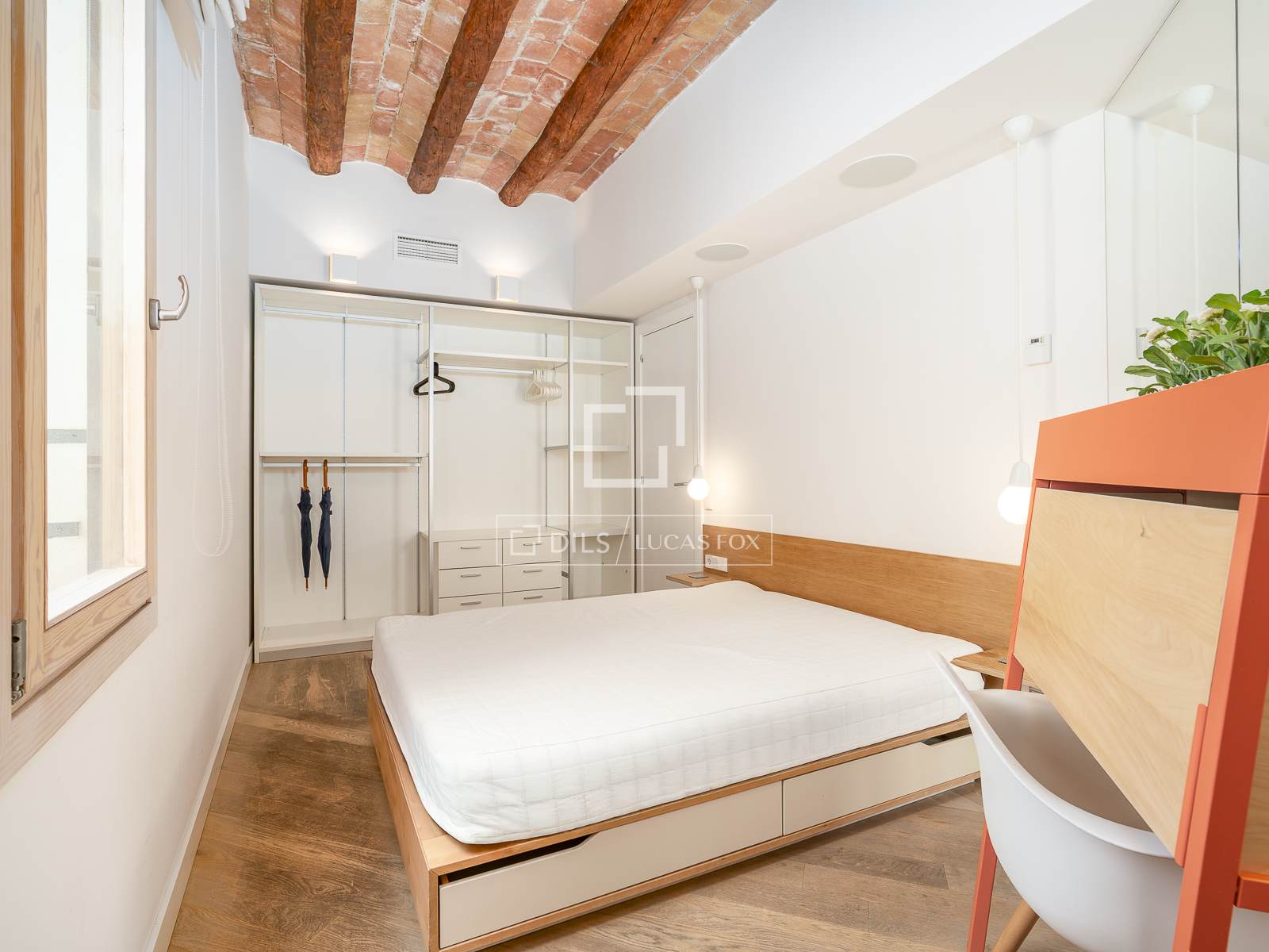 Apartament w Barcelona, Hiszpania 2 sypialnie, 80 mkw. nr 150266