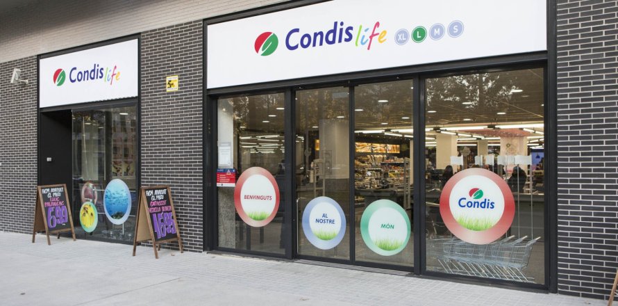 Komerciāls īpašums Barcelona, Spānijā 527 m2 Nr. 155431