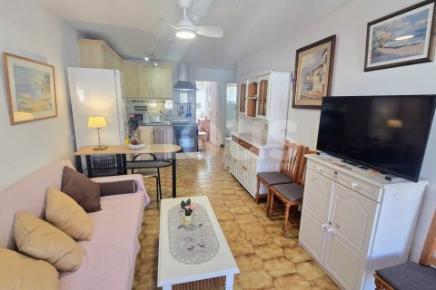 Lägenhet till salu i Los Cristianos, Tenerife, Spanien 2 sovrum, 46 kvm. Nr. 155429 - foto 8