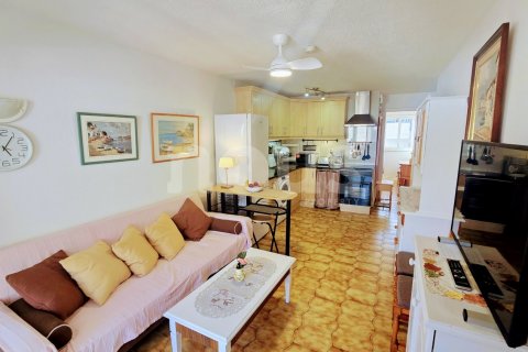 Lägenhet till salu i Los Cristianos, Tenerife, Spanien 2 sovrum, 46 kvm. Nr. 155429 - foto 6