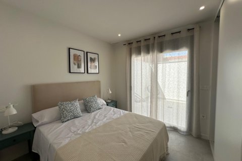 Bungalow for sale Pilar de la Horadada, Alicante, Spain 2 bedrooms, 123 sq.m. No. 109094 - photo 17