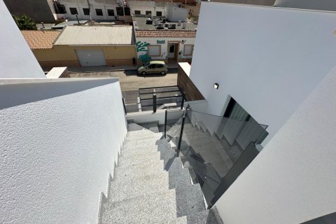 Bungalow for sale Pilar de la Horadada, Alicante, Spain 2 bedrooms, 123 sq.m. No. 109094 - photo 20