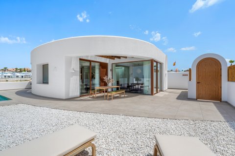 Villa zum Verkauf in Alicante, Spanien 4 Schlafzimmer, 345 m2 Nr. 151266 - Foto 26