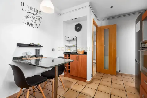 Dzīvoklis pārdošanā Alella, Barcelona, Spānijā 2 istabas, 88 m2 Nr. 167024 - attēls 5