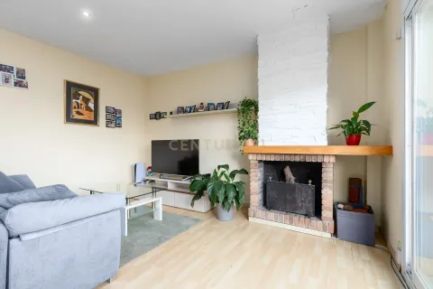 Dzīvoklis pārdošanā Alella, Barcelona, Spānijā 2 istabas, 88 m2 Nr. 167024 - attēls 2