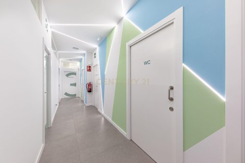 Gewerbeimmobilien zum Verkauf in Terrassa, Barcelona, Spanien 4 Schlafzimmer, 106 m2 Nr. 167026 - Foto 6