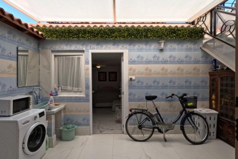 Casa adosada en venta Torrevieja, Alicante, España 4 dormitorios, 116 m2 No. 138505 - foto 22