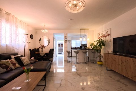 Casa adosada en venta Torrevieja, Alicante, España 4 dormitorios, 116 m2 No. 138505 - foto 16