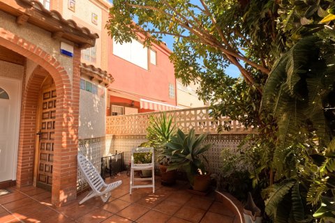 Casa adosada en venta Torrevieja, Alicante, España 4 dormitorios, 116 m2 No. 138505 - foto 6