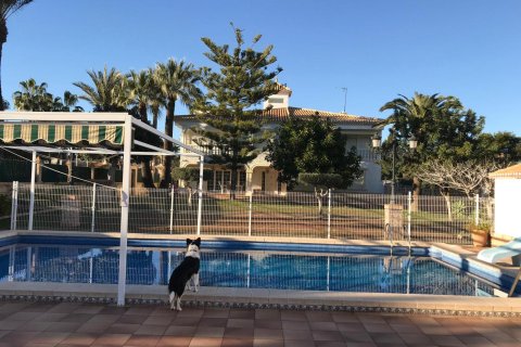 Villa for sale Alicante, Spain 6 bedrooms, 545 sq.m. No. 138509 - photo 2