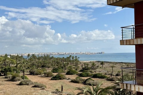 Apartamento en venta Torrevieja, Alicante, España 2 dormitorios, 55 m2 No. 138506 - foto 1