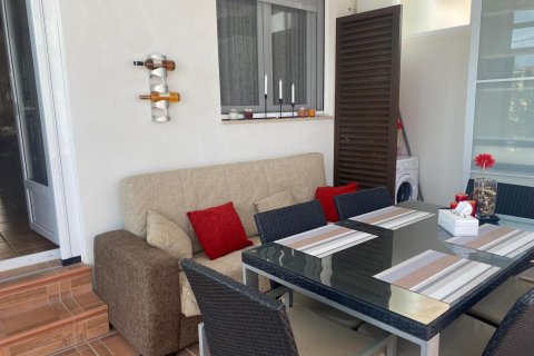 Casa adosada en venta Mil Palmeras, Alicante, España 2 dormitorios, 54 m2 No. 138504 - foto 17
