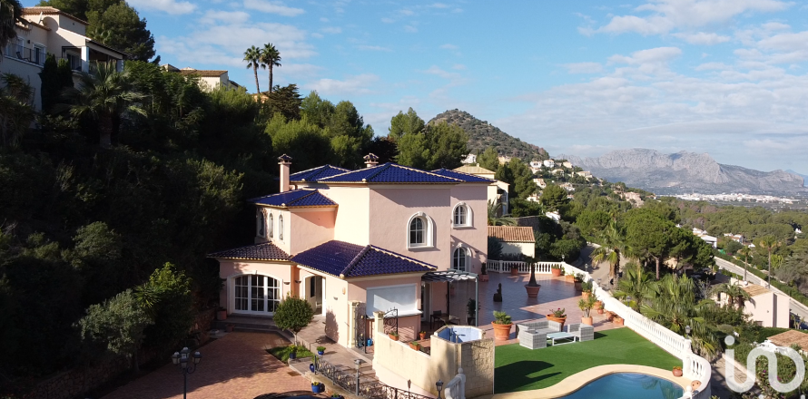 Дом в Педрегер, Аликанте, Испания 5 спален, 392м2 №153810