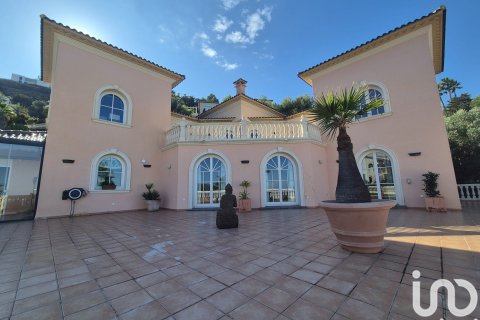 Продажа дома в Педрегер, Аликанте, Испания 5 спален, 392м2 №153810 - фото 8