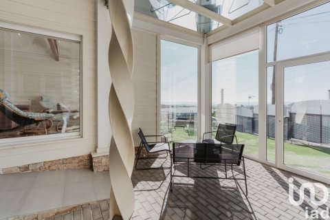 Продажа дома в Пинеда-де-Мар, Барселона, Испания 4 спальни, 268м2 №153811 - фото 27