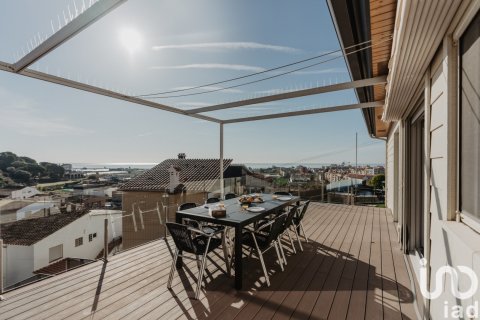 Продажа дома в Пинеда-де-Мар, Барселона, Испания 4 спальни, 268м2 №153811 - фото 2