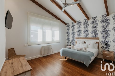 Продажа дома в Пинеда-де-Мар, Барселона, Испания 4 спальни, 268м2 №153811 - фото 24