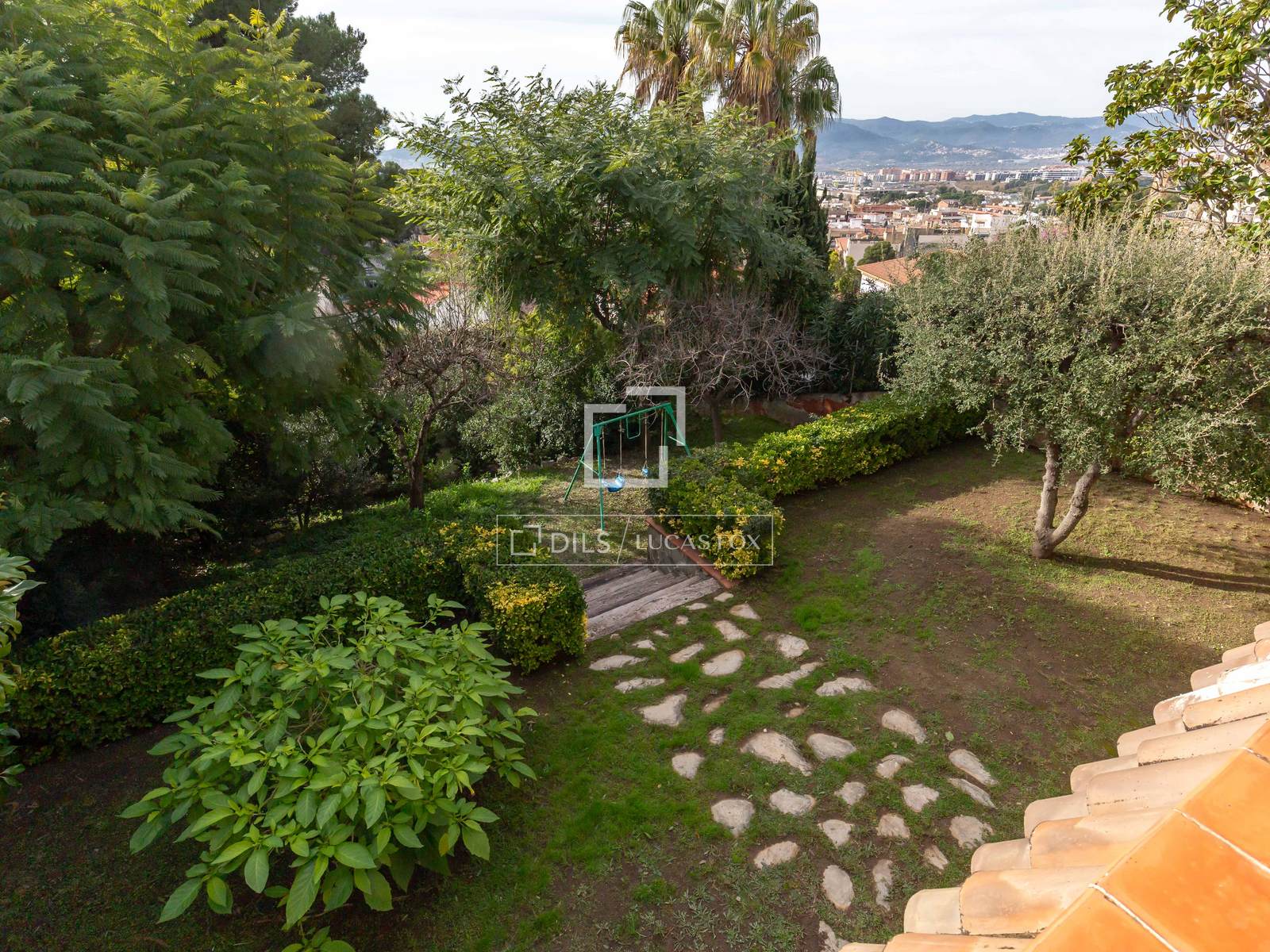 Villa i Sant Just Desvern, Barcelona, Spanien 6 sovrum, 240 kvm. Nr. 150425