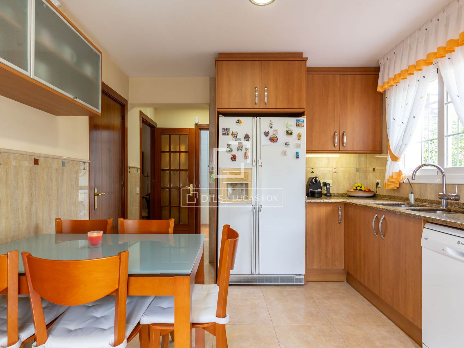 Villa i Sant Just Desvern, Barcelona, Spanien 6 sovrum, 240 kvm. Nr. 150425