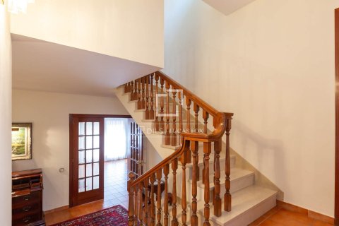 Villa for sale in Sant Just Desvern, Barcelona, Spain 6 bedrooms, 240 sq.m. No. 150425 - photo 30