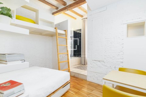 Lägenhet till salu i Barcelona, Spanien 2 sovrum, 73 kvm. Nr. 150423 - foto 19