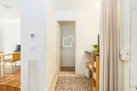 Lägenhet till salu i Barcelona, Spanien 2 sovrum, 73 kvm. Nr. 150423 - foto 12