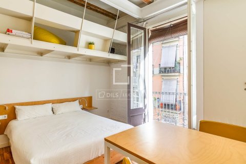 Lägenhet till salu i Barcelona, Spanien 2 sovrum, 73 kvm. Nr. 150423 - foto 8