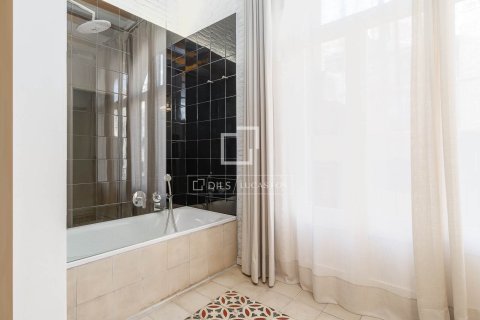 Lägenhet till salu i Barcelona, Spanien 2 sovrum, 73 kvm. Nr. 150423 - foto 26