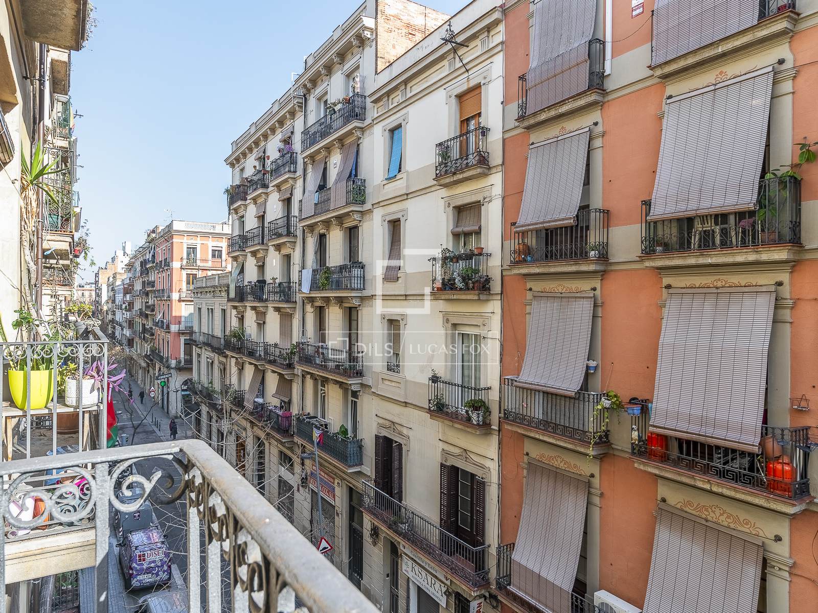 Apartment in Barcelona, Spain 2 bedrooms, 73 sq.m. No. 150423