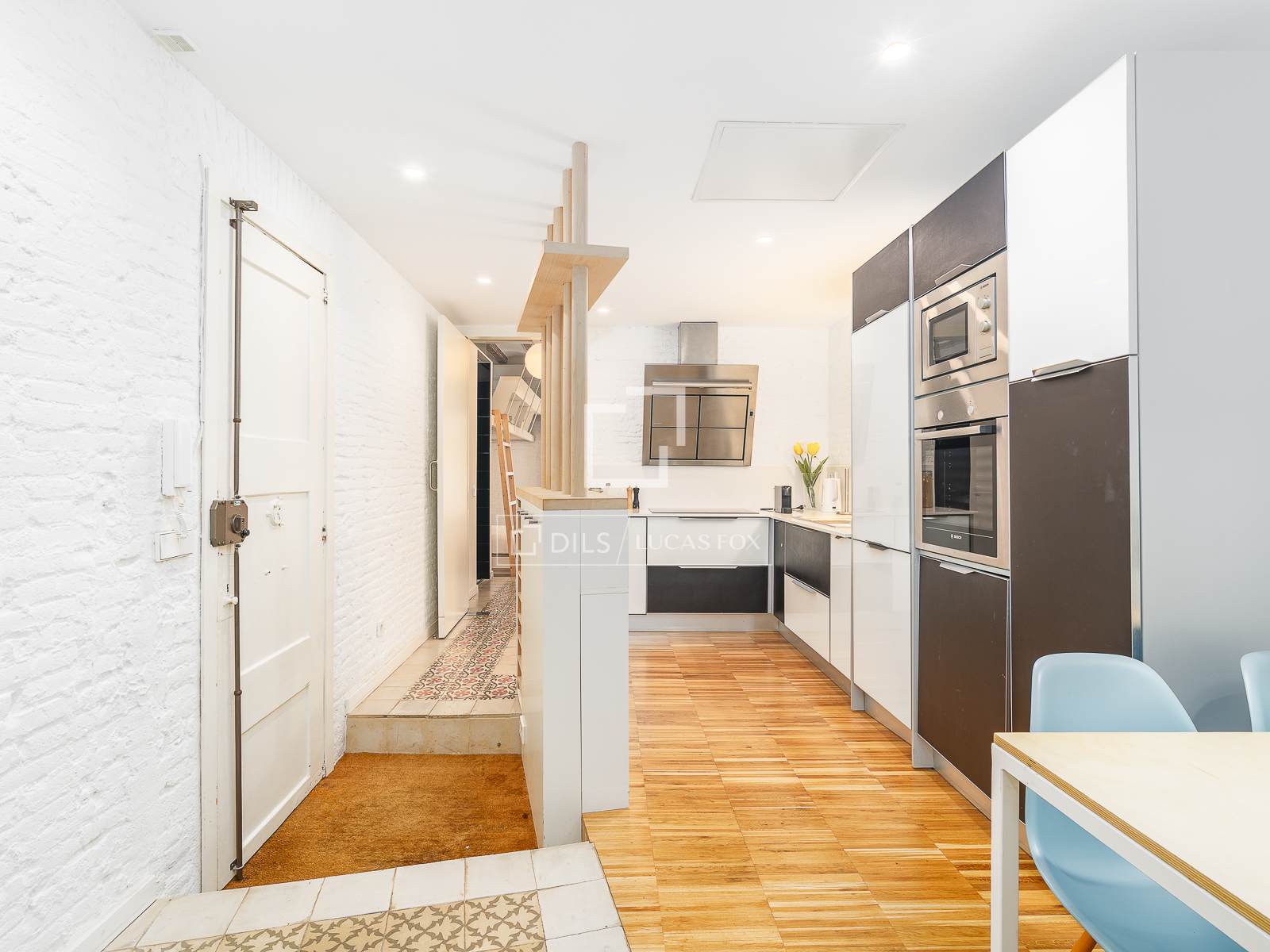 Apartment in Barcelona, Spain 2 bedrooms, 73 sq.m. No. 150423