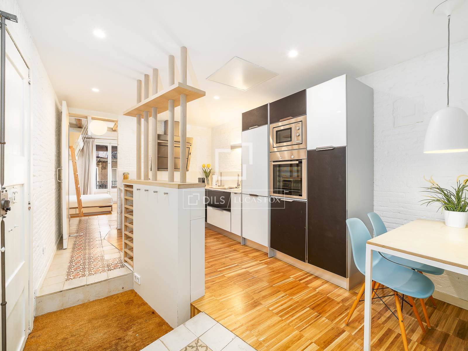 Apartment in Barcelona, Spain 2 bedrooms, 73 sq.m. No. 150423
